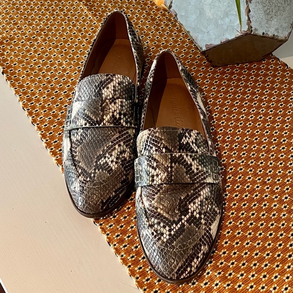 Madewell Alex Snakeskin Embossed Leather Loafer - Picture 7 of 8